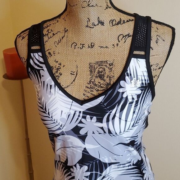 Zero Xposure black, gray & white tankini top size Small - Picture 2 of 11